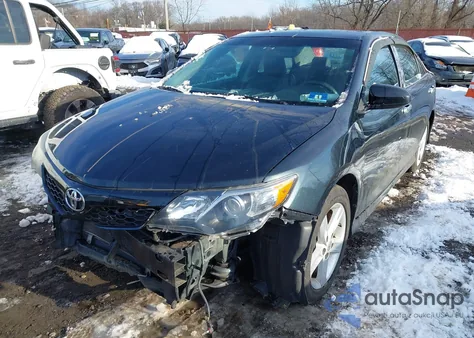 2013 Toyota Camry Se z USA, uszkodzony, nr VIN 4T1BF1FK5DU213199